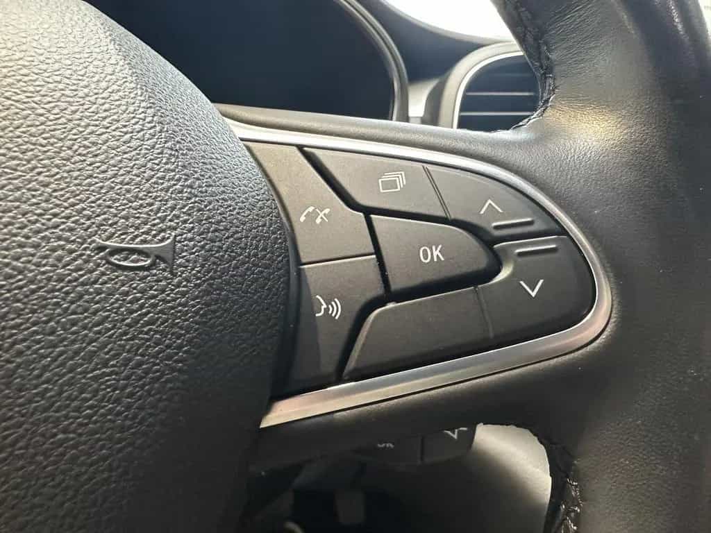 Renault Talisman Grandtour INTENS TCe 225 EDC GPF 11/2020-photo-36