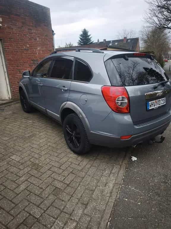 Chevrolet Captiva 2.4 LS 2WD 5-Sitzer LS 07/2011-photo-1