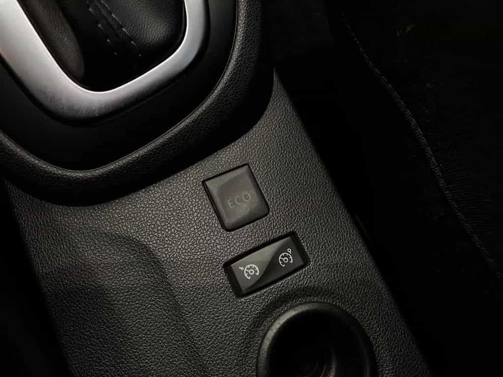 Renault Captur 1.3 TCe 150 GPF Collection LED+Navi+SHZ 10/2019-photo-19
