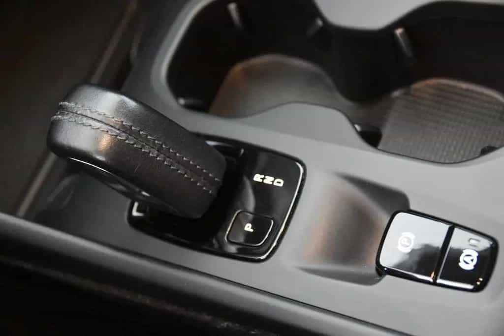 Volvo XC40 T2 Momentum *1.Hand*Navi*Park ass.* 02/2021-photo-19