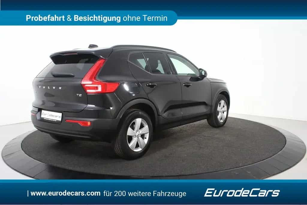 Volvo XC40 T2 Momentum *1.Hand*Navi*Park ass.* 02/2021-photo-6