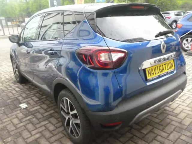 Renault Captur TCe 150 Version S NAVI+SHZ+R.KAM+PDC 09/2018-photo-2