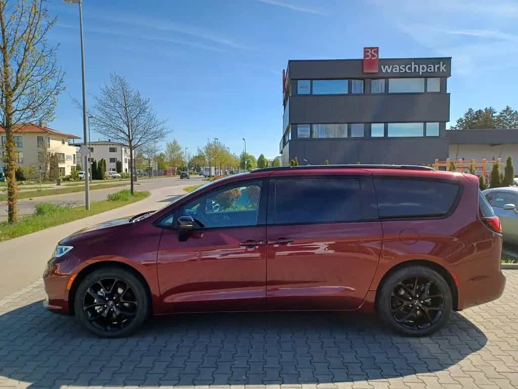 Chrysler Pacifica "S" Black-Ed.Park-Assist. 360°.ACC.7-Si 04/2023-photo-4