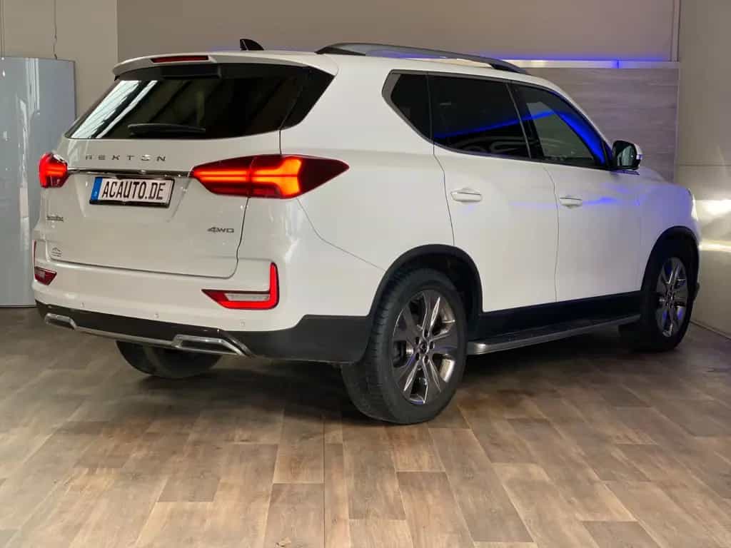 Ssangyong REXTON Sapphire 4WD AT *LEDER*360*20Zoll 01/2022-photo-8