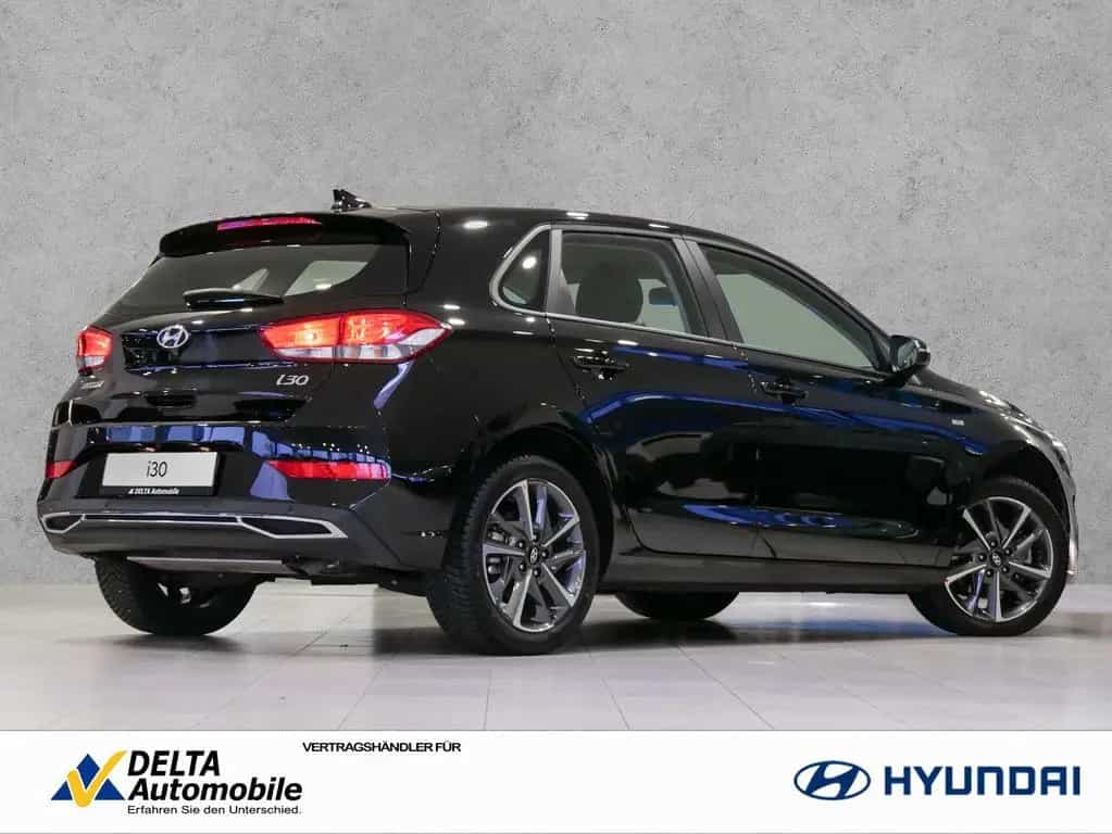 Hyundai i30 1.5 DCT Trend NaviPaket CarPlay TOP ZUSTAND 05/2024-photo-1