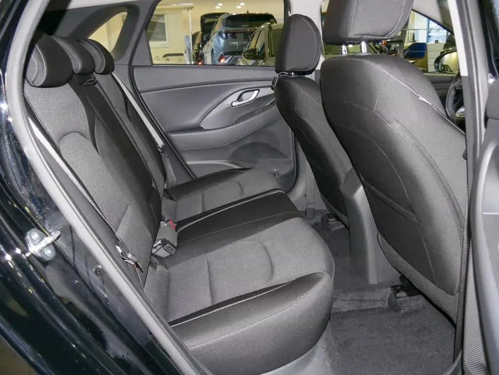 Hyundai i30 1.5 DCT Trend NaviPaket CarPlay TOP ZUSTAND 05/2024-photo-12