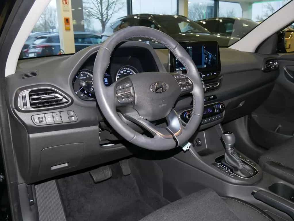 Hyundai i30 1.5 DCT Trend NaviPaket CarPlay TOP ZUSTAND 05/2024-photo-9