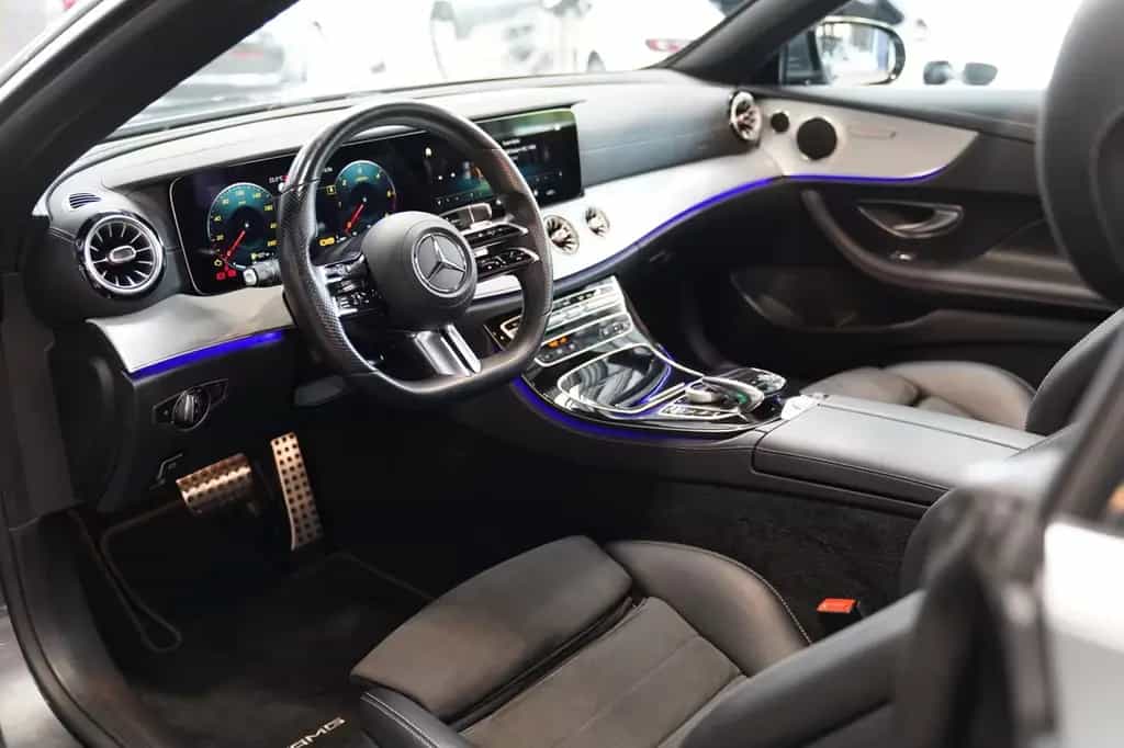 Mercedes-Benz E 220 d Cabrio AMG Line MAGIC VISION AHK AIRSCAR 03/2021-photo-15