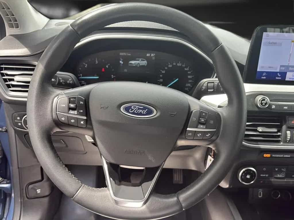 Ford Focus CoolConnect Kamera*LED*Navi*LM*SHZ*Tempo 11/2020-photo-17