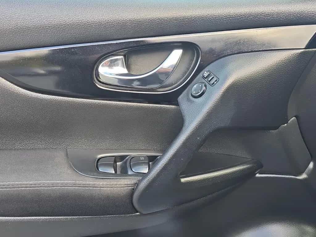 Nissan Qashqai 360°KAMERA*NAVI*KEYLES GO* 11/2015-photo-22