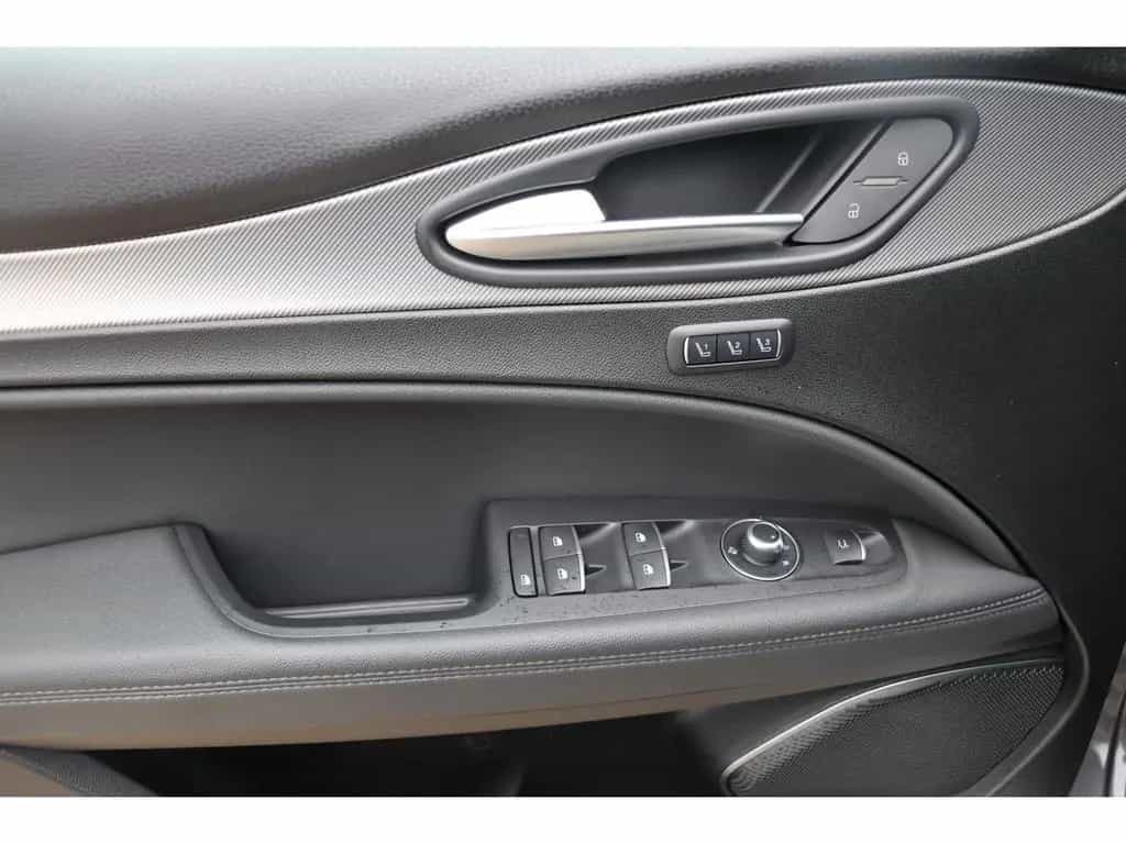 Alfa Romeo Stelvio VELOCE 2.2 DIESEL 210PS Q4 AT8 NAVI XENO 03/2022-photo-17
