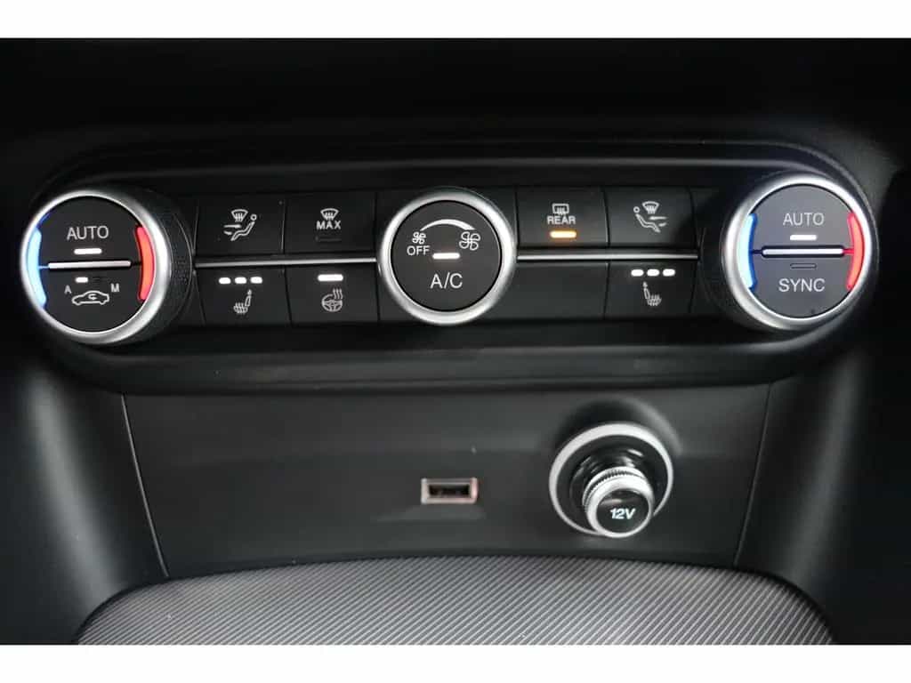 Alfa Romeo Stelvio VELOCE 2.2 DIESEL 210PS Q4 AT8 NAVI XENO 03/2022-photo-32