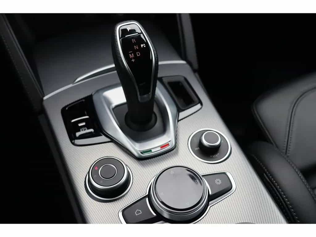 Alfa Romeo Stelvio VELOCE 2.2 DIESEL 210PS Q4 AT8 NAVI XENO 03/2022-photo-33