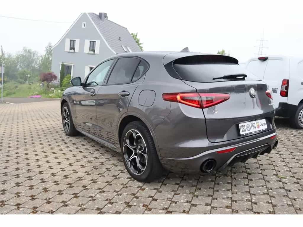 Alfa Romeo Stelvio VELOCE 2.2 DIESEL 210PS Q4 AT8 NAVI XENO 03/2022-photo-4