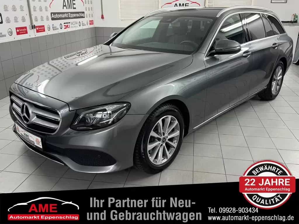 Mercedes-Benz E 200 E Klasse T-Modell 4Matic *Multibeam|RFK|AHK* 12/2017-photo-0