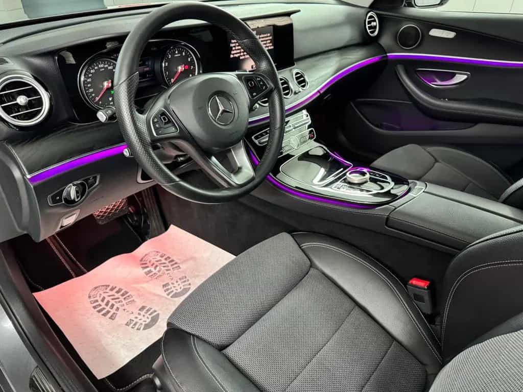 Mercedes-Benz E 200 E Klasse T-Modell 4Matic *Multibeam|RFK|AHK* 12/2017-photo-11