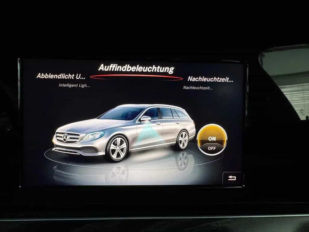 Mercedes-Benz E 200 E Klasse T-Modell 4Matic *Multibeam|RFK|AHK* 12/2017-photo-29