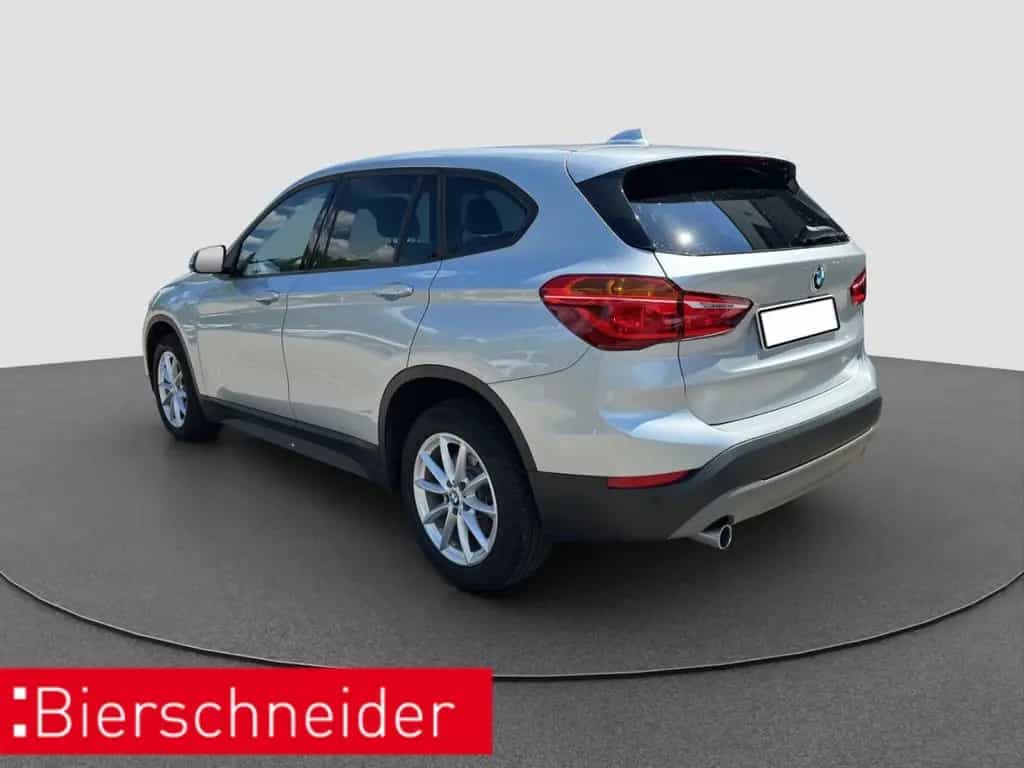 BMW X1 sDrive 18i Advantage NAVI KAMERA SHZ DAB 02/2019-photo-4