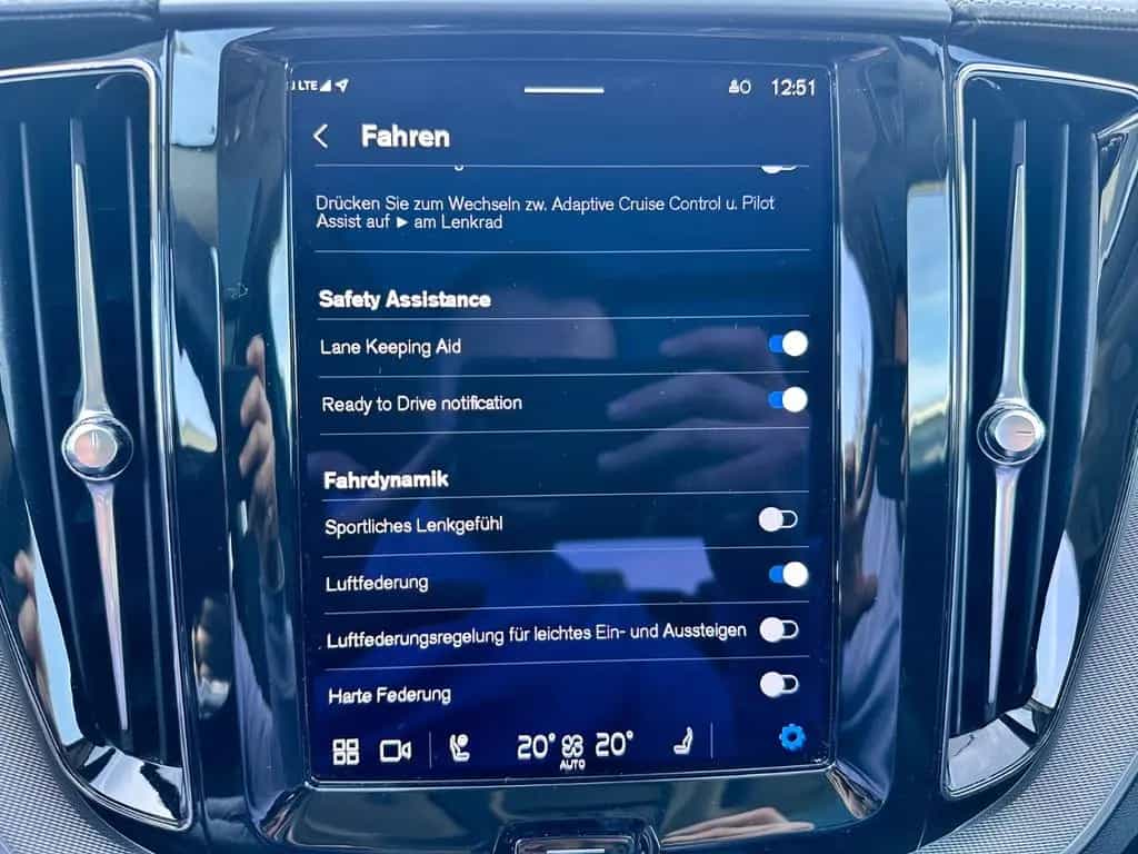 Volvo XC60 Ultimate Dark AWD Navi Leder HuD Pano B&W 10/2022-photo-11