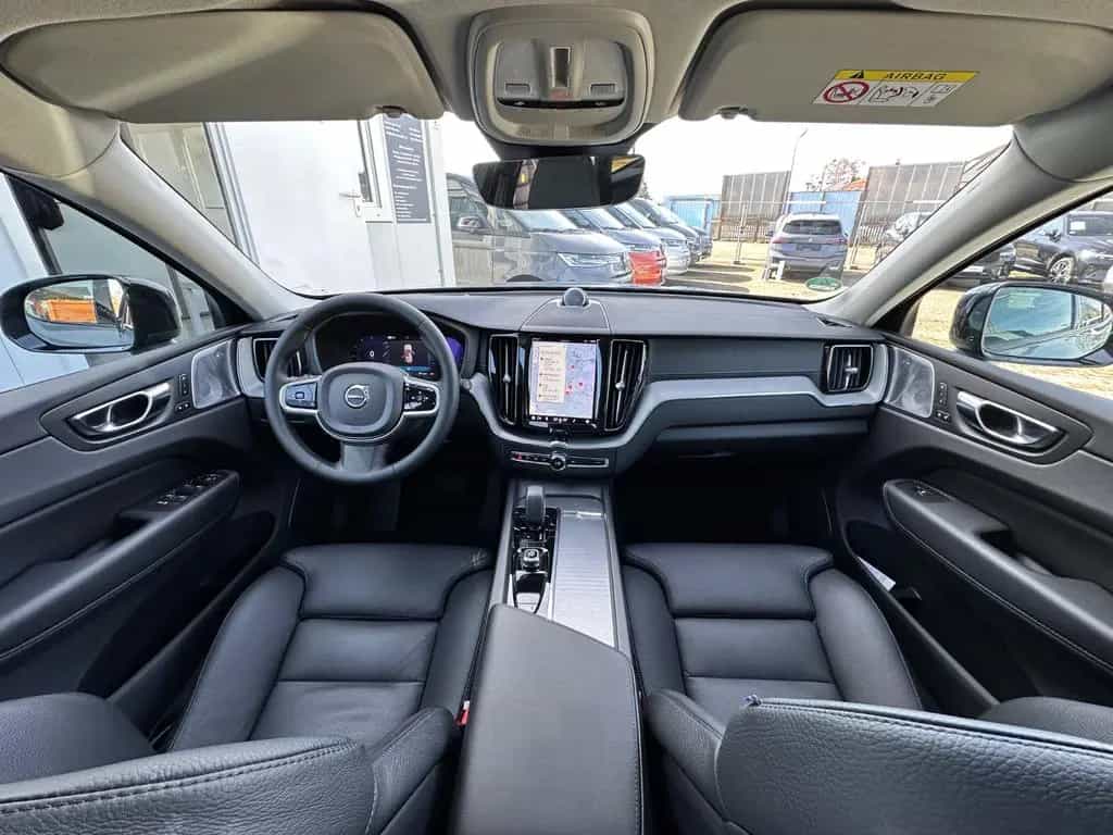 Volvo XC60 Ultimate Dark AWD Navi Leder HuD Pano B&W 10/2022-photo-18