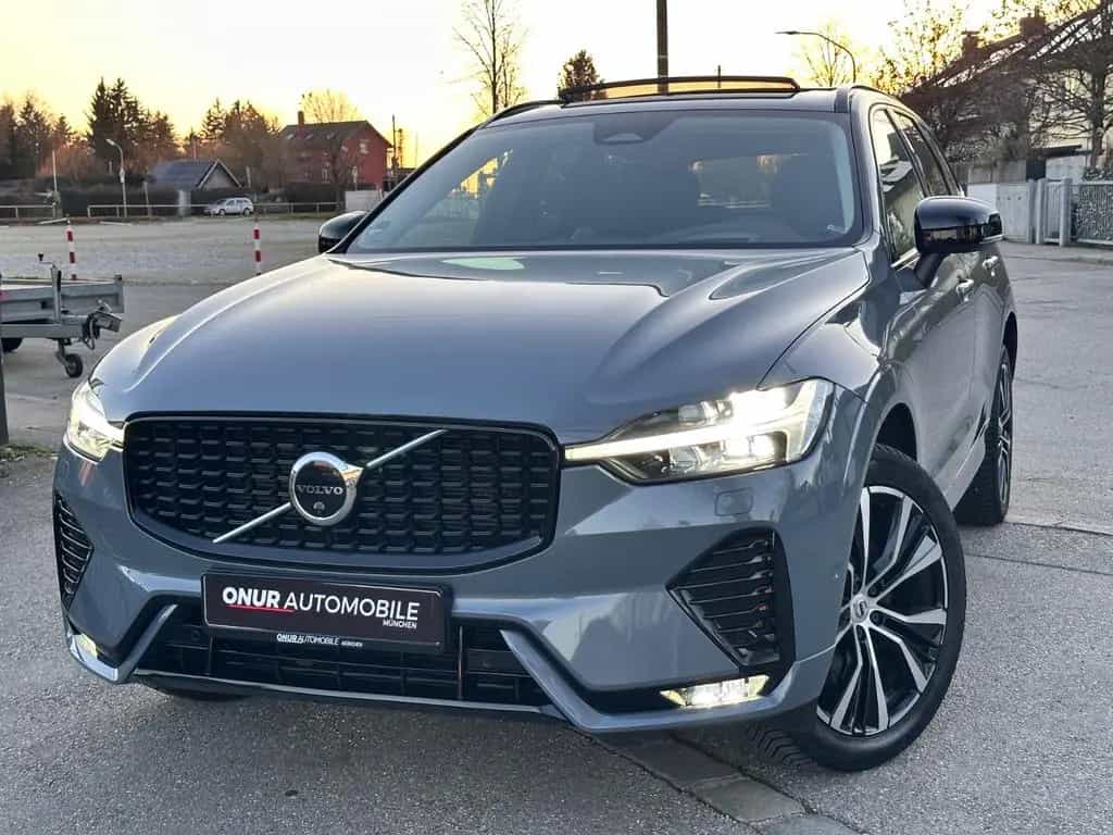 Volvo XC60 Ultimate Dark AWD Navi Leder HuD Pano B&W 10/2022-photo-2