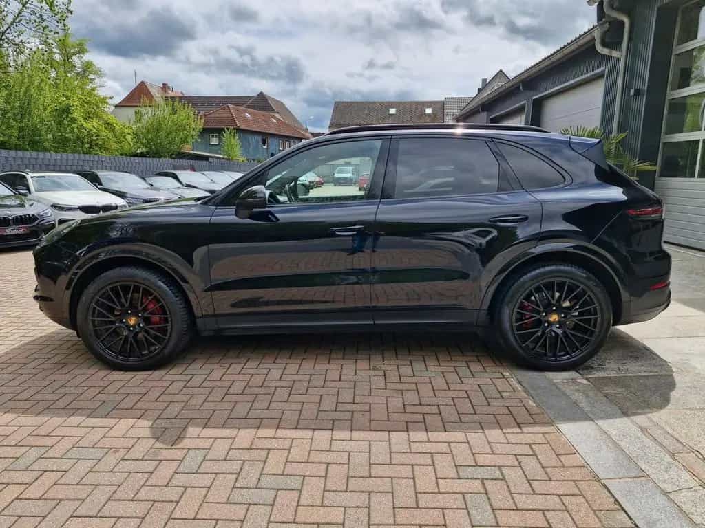 Porsche Cayenne 3.0 V6 2.Hand LED Luft Kamera 21 Zoll 05/2019-photo-6