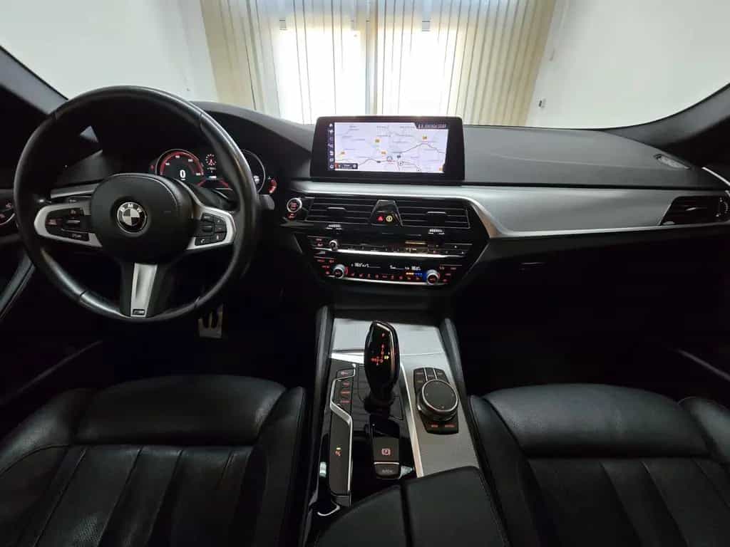 BMW 530 i Lim. M Sport LED Komfortsitz Kamera Yido 11/2017-photo-19