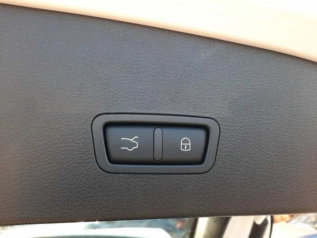 Alfa Romeo Tonale 1.5 Ti Navi Kamera ALU SHZ ACC Teilleder 03/2024-photo-28