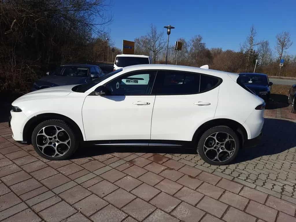 Alfa Romeo Tonale 1.5 Ti Navi Kamera ALU SHZ ACC Teilleder 03/2024-photo-7