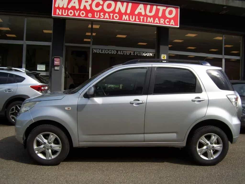 Daihatsu Terios 1.5 2WD B You Five 04/2011-photo-1