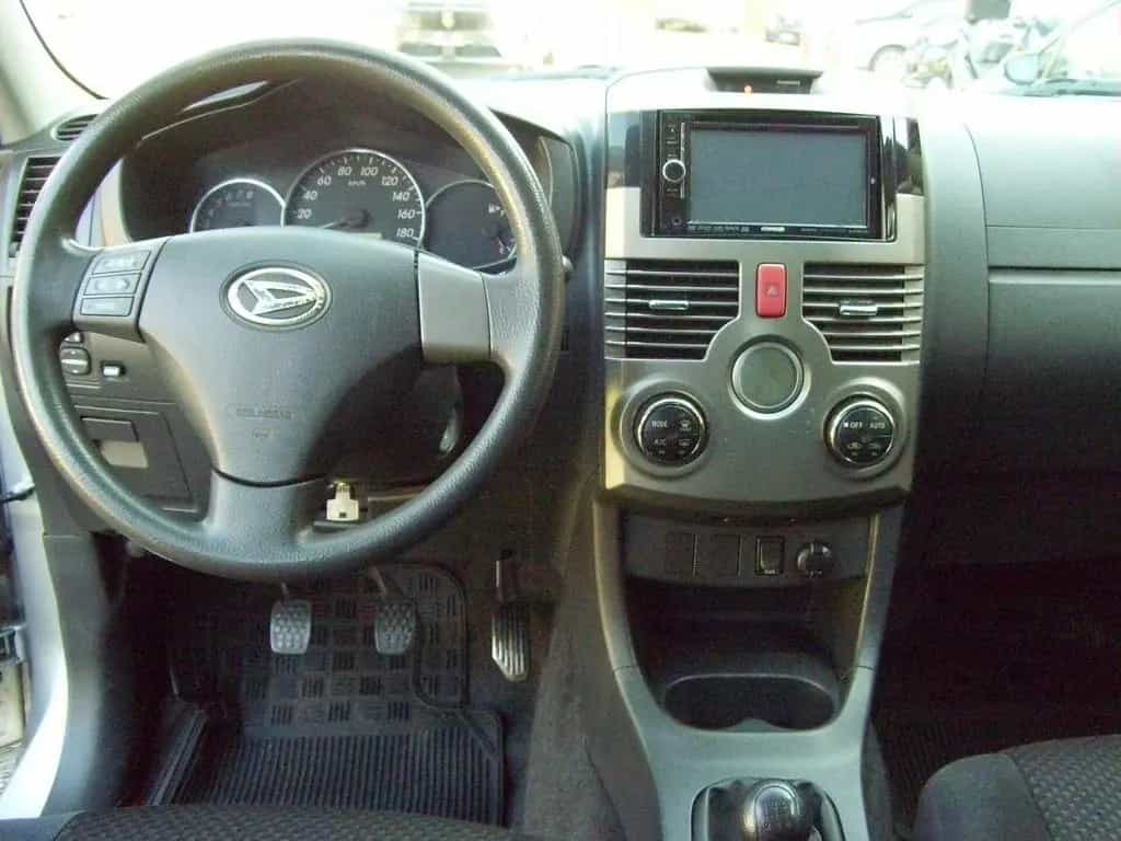 Daihatsu Terios 1.5 2WD B You Five 04/2011-photo-7
