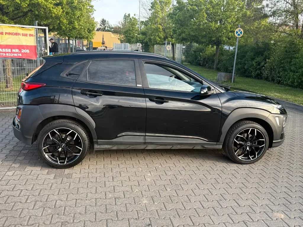 Hyundai Kona 1.0 T-GDI YES! Plus 2WD*NAVI*HUD*GSHD*LEDER 11/2020-photo-4