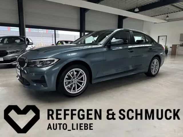BMW 3 Series 320 ADVANTAGE NAV+LASER+DISPLAY+HARMAN+STANDHEIZ 09/2019-photo-0