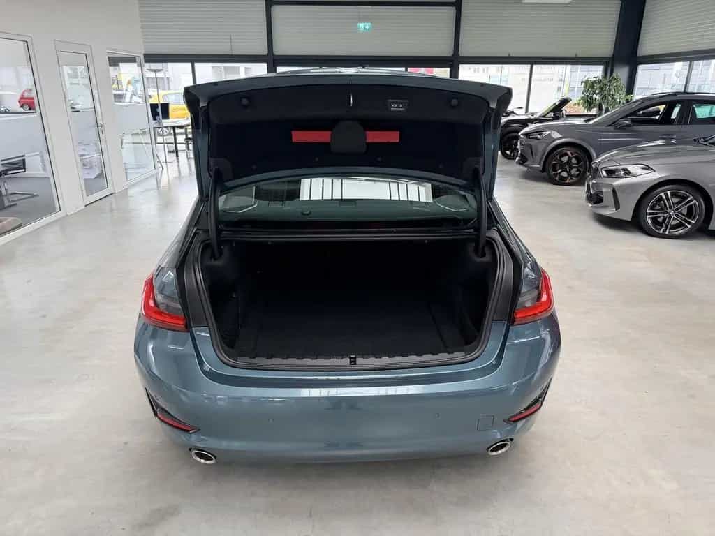 BMW 3 Series 320 ADVANTAGE NAV+LASER+DISPLAY+HARMAN+STANDHEIZ 09/2019-photo-16