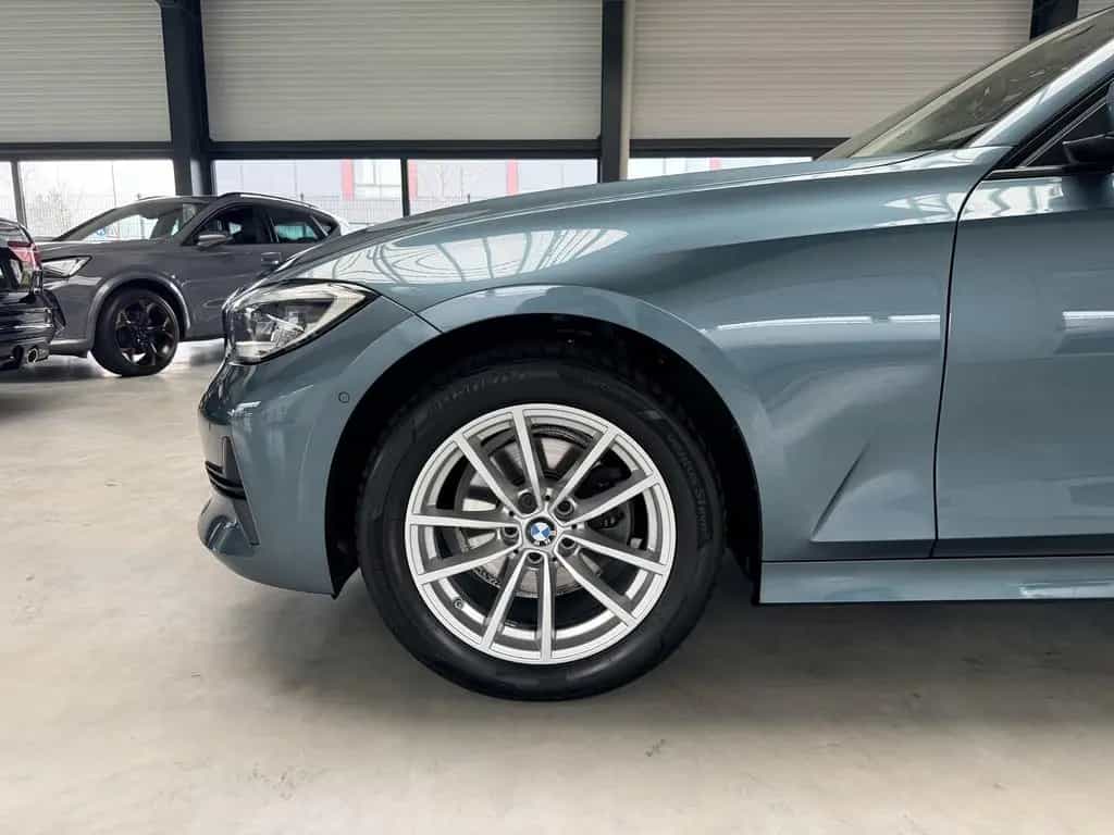 BMW 3 Series 320 ADVANTAGE NAV+LASER+DISPLAY+HARMAN+STANDHEIZ 09/2019-photo-26
