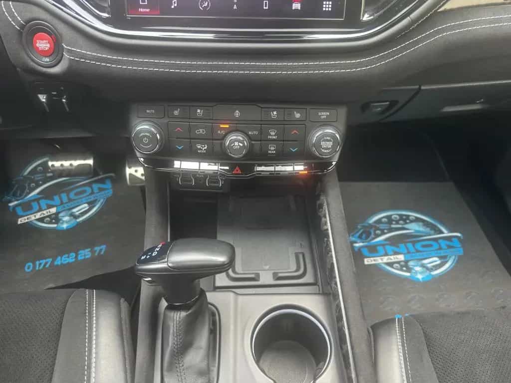 Dodge Durango SRT*6.4 HEMI*DEUTSCHE EZ*TOP AUSSTATTUNG 03/2021-photo-11