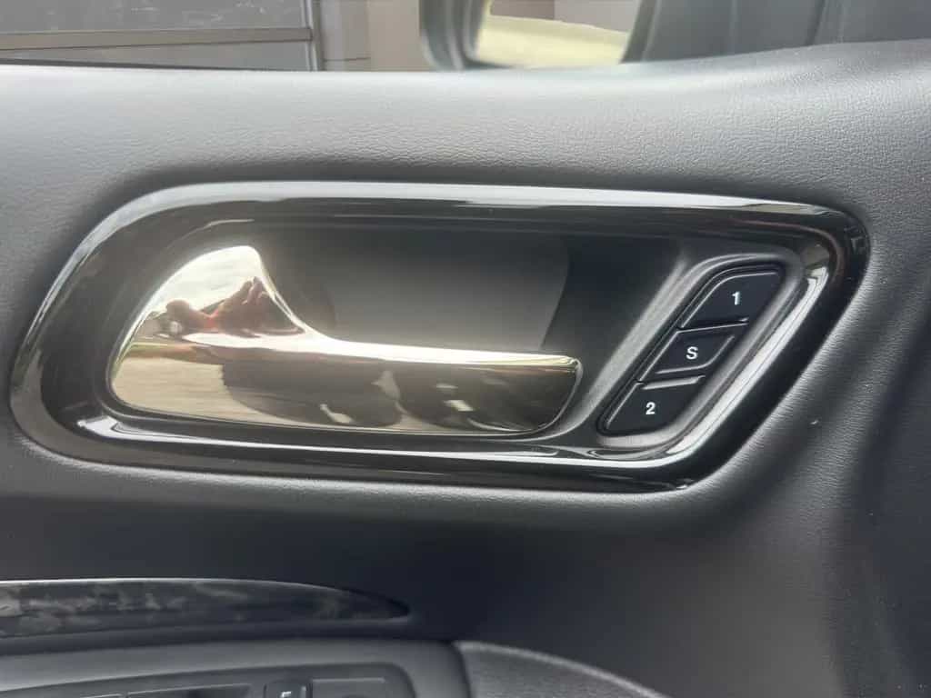 Dodge Durango SRT*6.4 HEMI*DEUTSCHE EZ*TOP AUSSTATTUNG 03/2021-photo-16