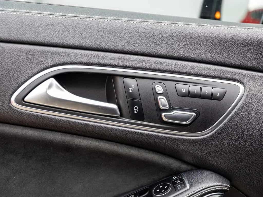 Mercedes-Benz CLA-Class 4Matic NIGHT/SCHALENS./PANO/H&K/KAM. 09/2018-photo-29