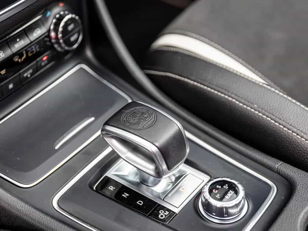 Mercedes-Benz CLA-Class 4Matic NIGHT/SCHALENS./PANO/H&K/KAM. 09/2018-photo-37