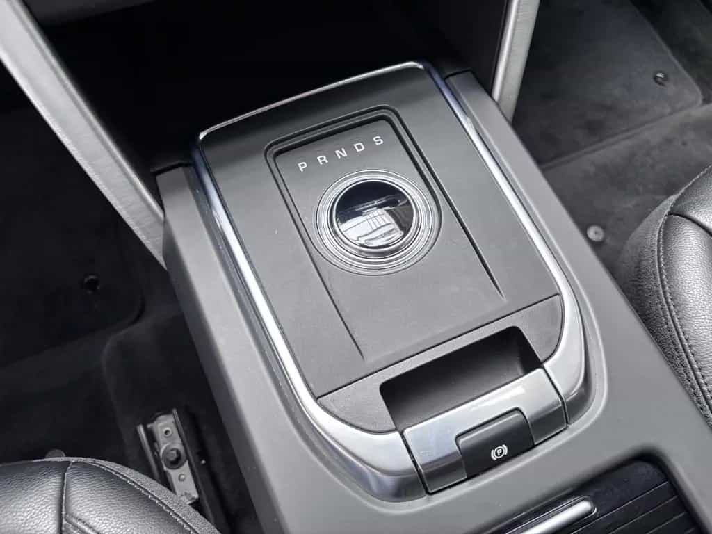Land Rover Discovery SPORT SE AWD+NAV+XENON+PANO+MERDIAN+TÜ 11/2018-photo-13