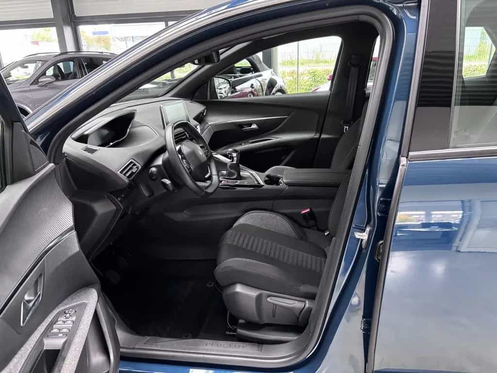 Peugeot 3008 ACTIVE PACK KLIMA+LED+KAMERA+DAB+ALU+1HD+TÜ 07/2023-photo-15