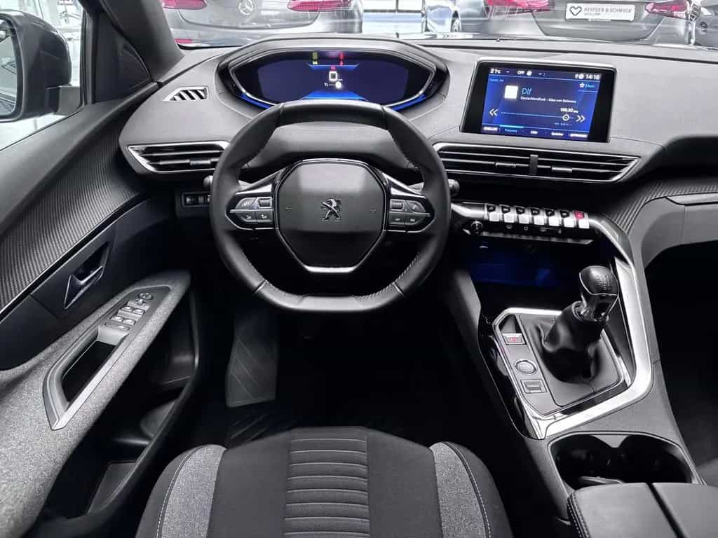 Peugeot 3008 ACTIVE PACK KLIMA+LED+KAMERA+DAB+ALU+1HD+TÜ 07/2023-photo-4