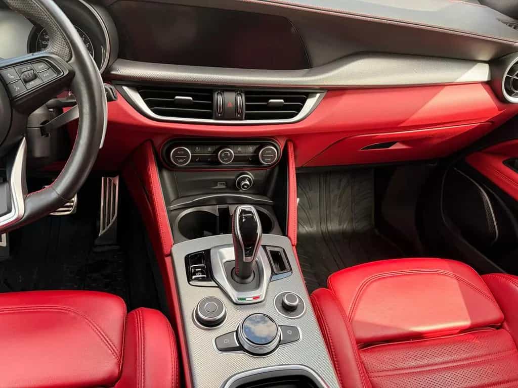 Alfa Romeo Stelvio 2.2 JTDM / Harman-Kardon/ Active Suspens 12/2021-photo-13