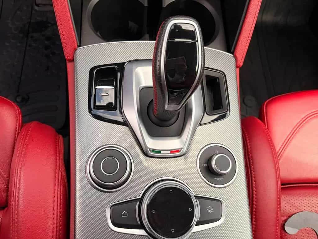 Alfa Romeo Stelvio 2.2 JTDM / Harman-Kardon/ Active Suspens 12/2021-photo-16