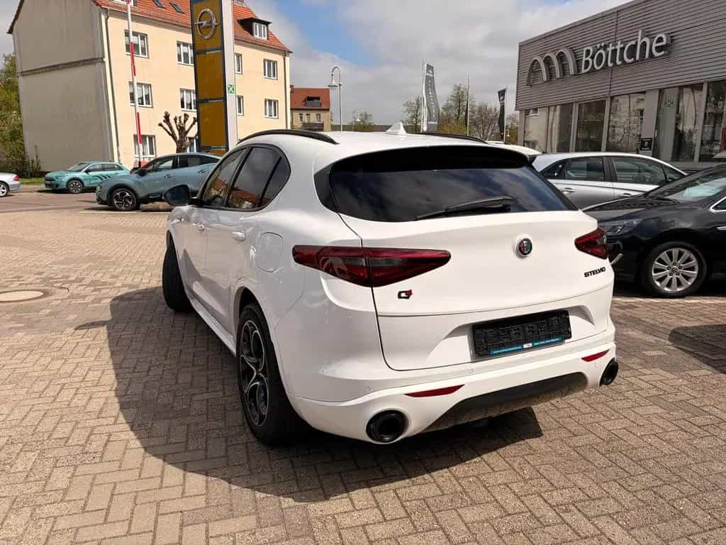 Alfa Romeo Stelvio 2.2 JTDM / Harman-Kardon/ Active Suspens 12/2021-photo-4
