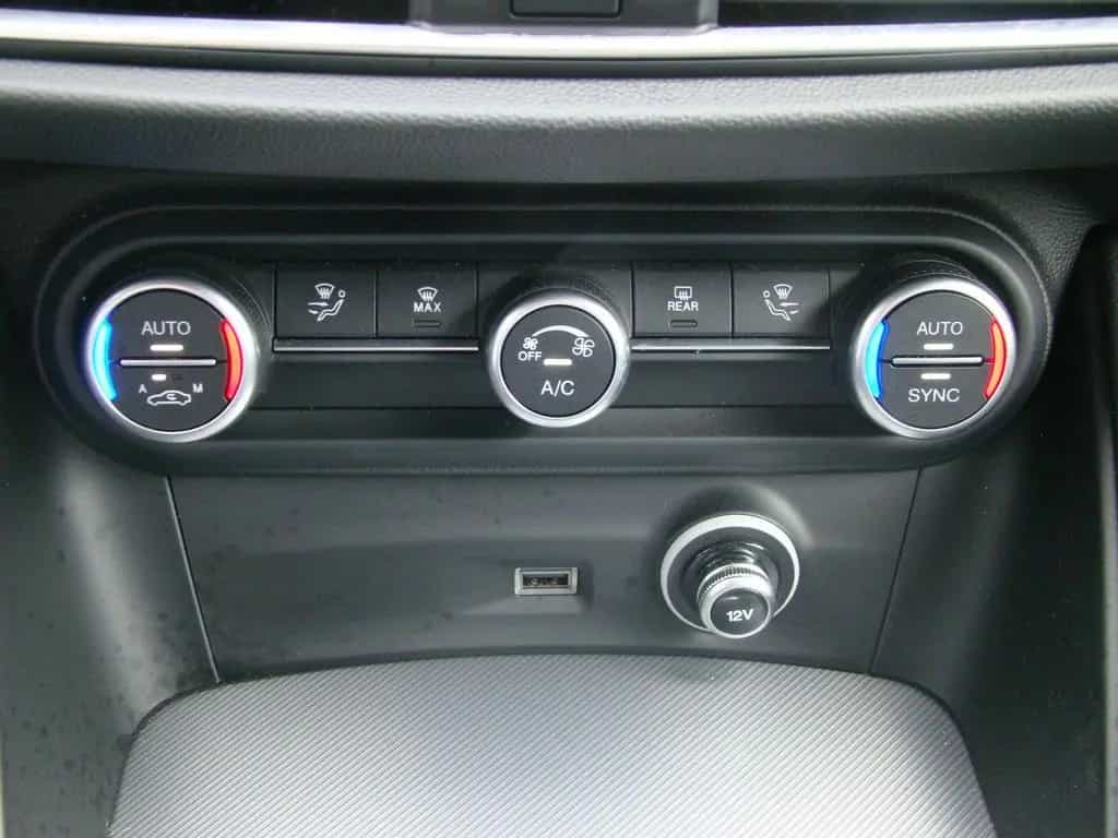 Alfa Romeo Stelvio 2,2 JTDM Sprint 2WD 12/2024-photo-23