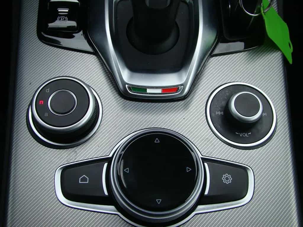 Alfa Romeo Stelvio 2,2 JTDM Sprint 2WD 12/2024-photo-24