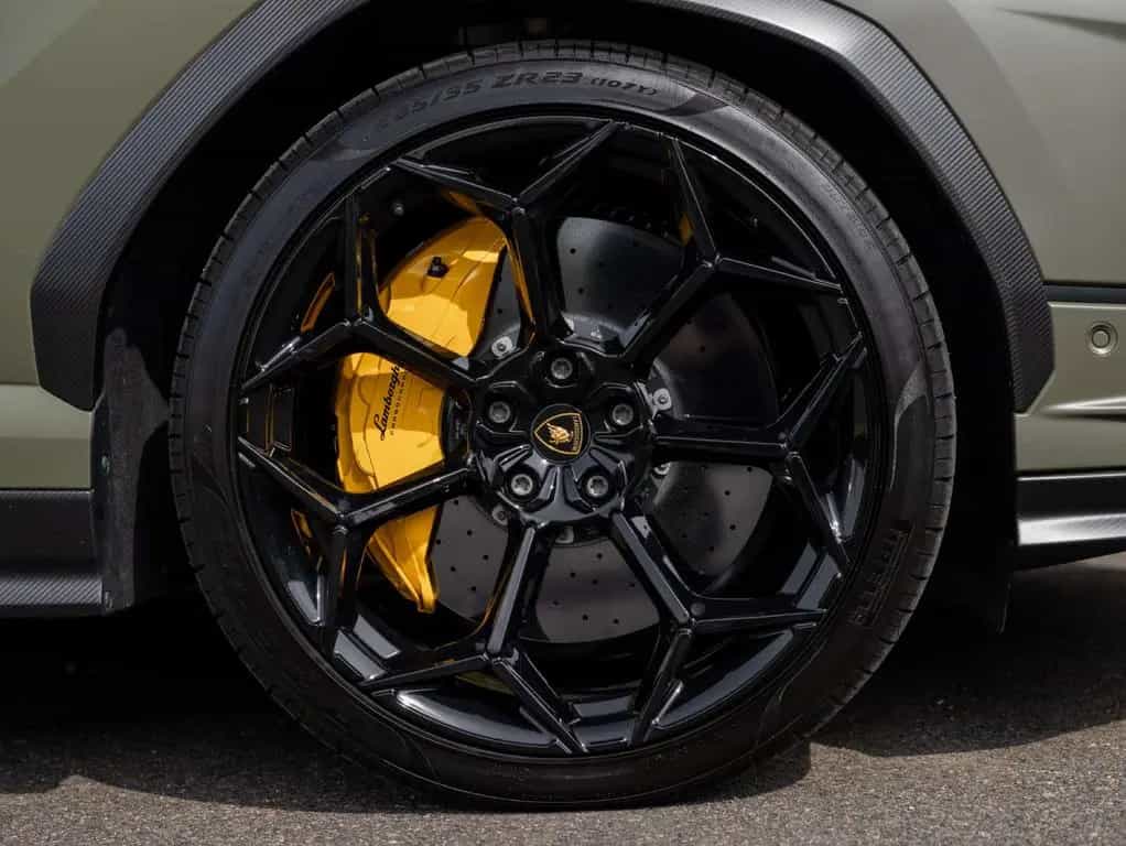 Lamborghini Urus PERFORMANTE 4.0L V8 TWIN TURBO - VERDE TUR 05/2023-photo-9