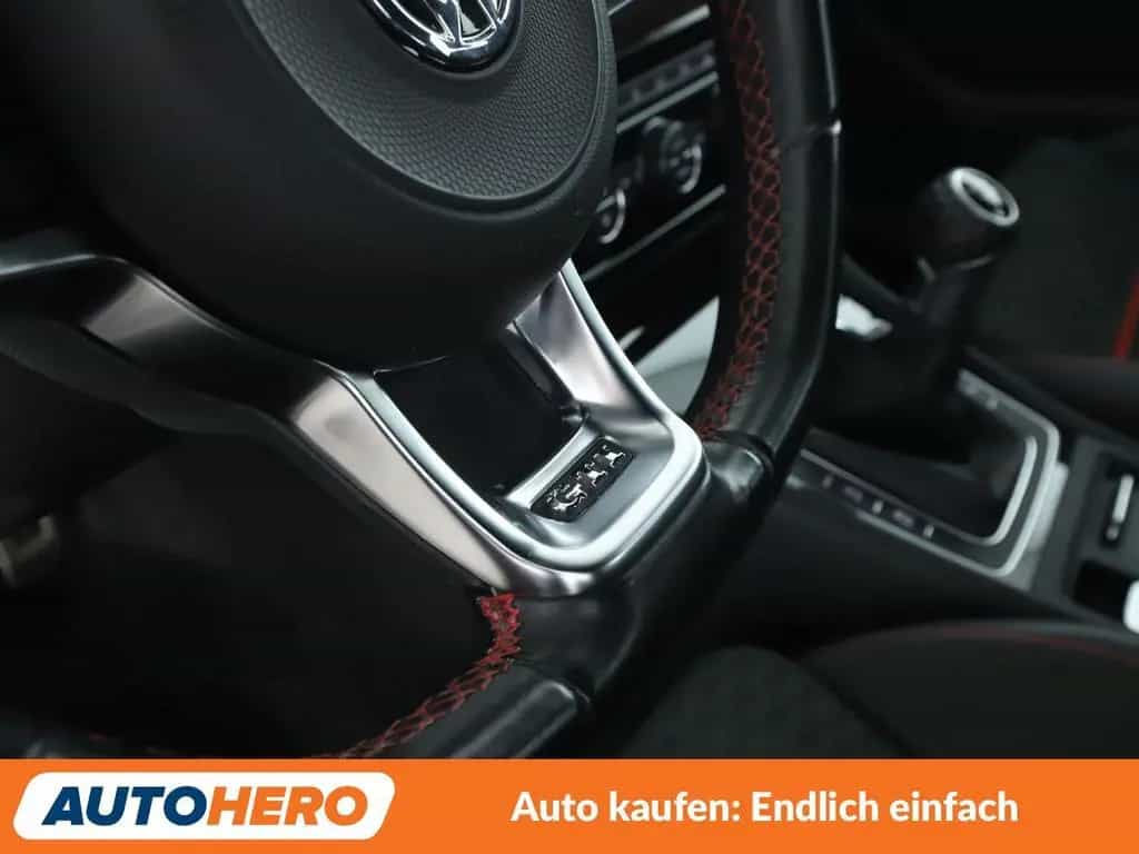 Volkswagen Golf VII 2.0 TSI GTI Performance BMT*LED*NAVI* 05/2017-photo-32