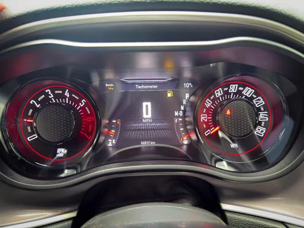 Dodge Challenger 5.7 R/T BT*LED*SCHIEBEDACH*GARANTIE* 10/2022-photo-16